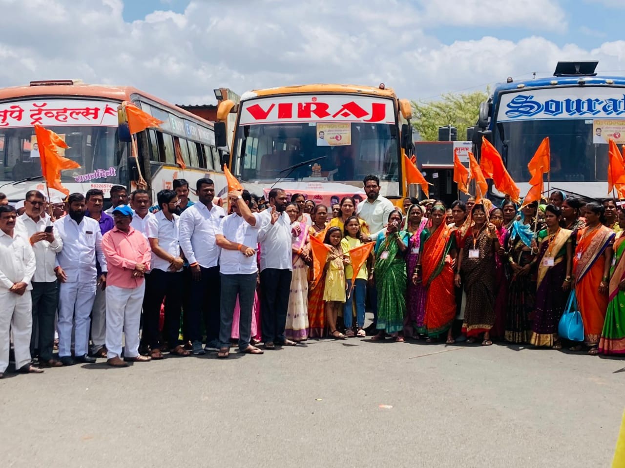 शिवसेना-युवासेनेच्या मोफत देवदर्शन यात्रेचे पौड येथून  प्रस्थान